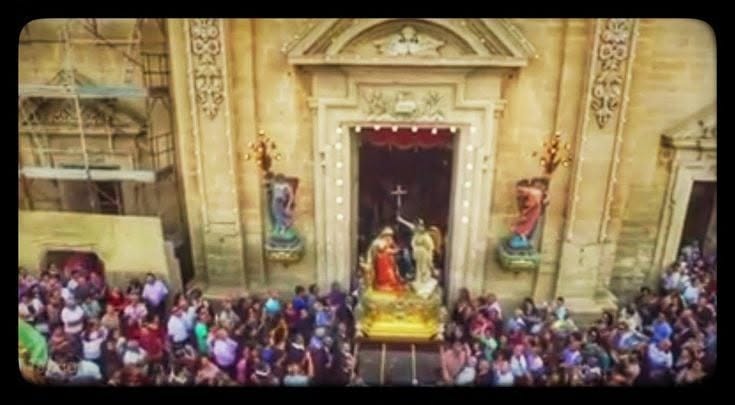 A crowd at the church entrance